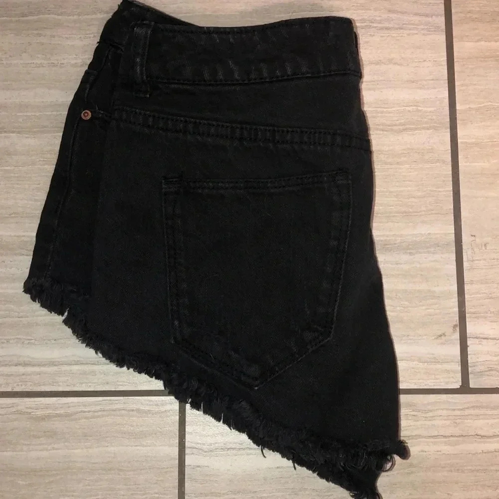 High-waist, Black Jean Shorts - Picture 3 of 6